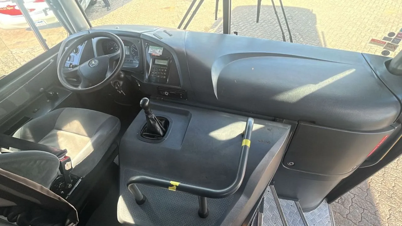 Ônibus BUSSCAR EL BUSS 320 MB 1721 L JM 2018 seminovo à venda, código 1320 - foto 06