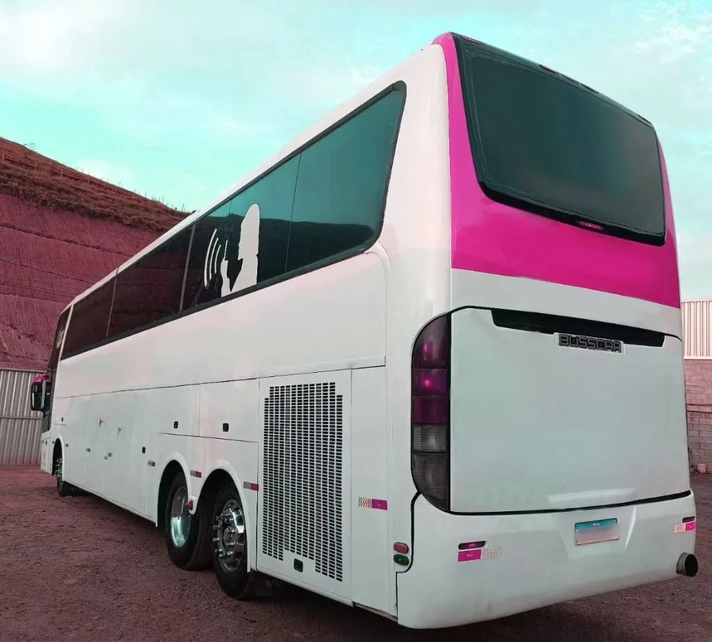Ônibus BUSSCAR P400 VOLVO B12 R JM 2002 seminovo à venda, código 1337 - foto 04