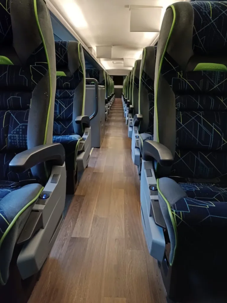 Ônibus BUSSCAR VISSTA BUSS DD O500 RSD JM 2019 seminovo à venda, código 1540 - foto 11