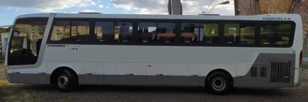 Ônibus BUSSCAR VISSTA BUSS LO MB O500 RS JM 2006 seminovo à venda, código 1544 - foto 02