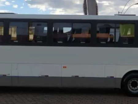 Ônibus BUSSCAR VISSTA BUSS LO MB O500 RS JM 2006 seminovo à venda, código 1544 - foto 02