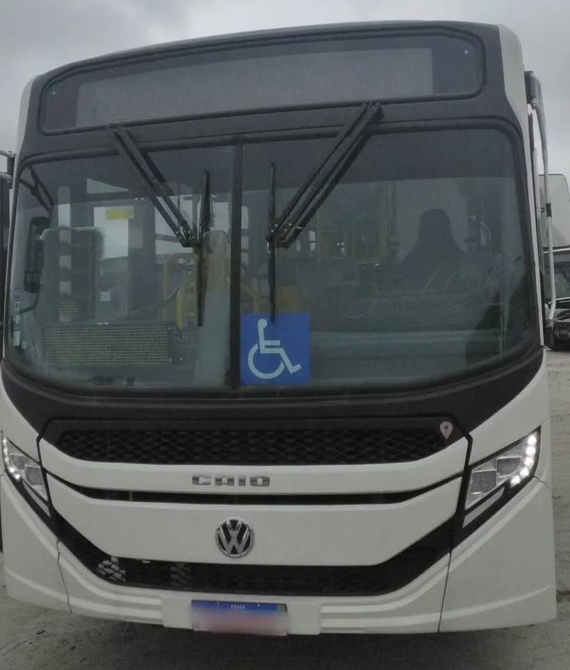 Ônibus CAIO APACHE NEW VIP VW 17.230 JM 2025 seminovo à venda, código 1343 - foto 01