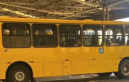 Ônibus CAIO APACHE VIP MB 1722 JM 2011 seminovo à venda, código 1551 - foto 03