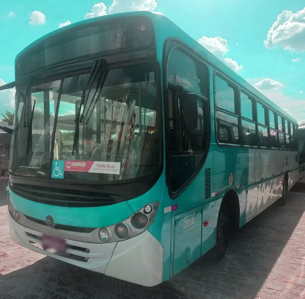 Ônibus CAIO APACHE VIP MB 1722 JM 2012 seminovo à venda, código 1672 - foto 03