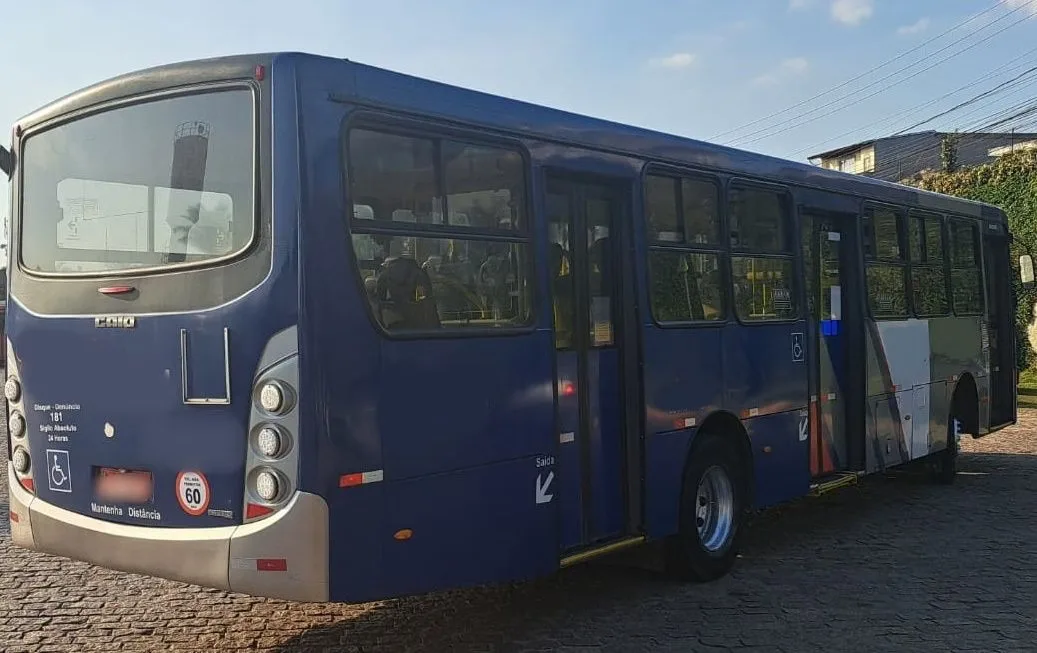 Ônibus CAIO APACHE VIP M.B OF 1721 37 LUG JM 2013 seminovo à venda, código 1535 - foto 03