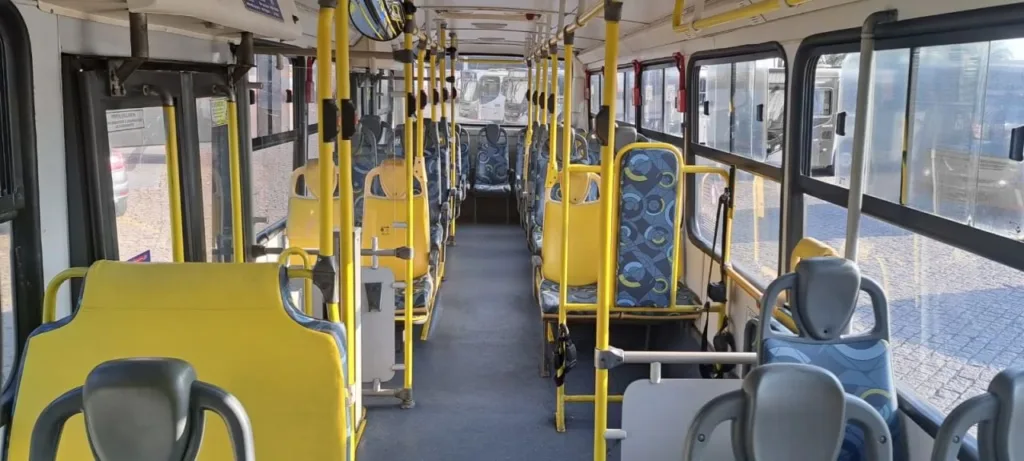 Ônibus CAIO APACHE VIP M.B OF 1721 37 LUG JM 2013 seminovo à venda, código 1535 - foto 09
