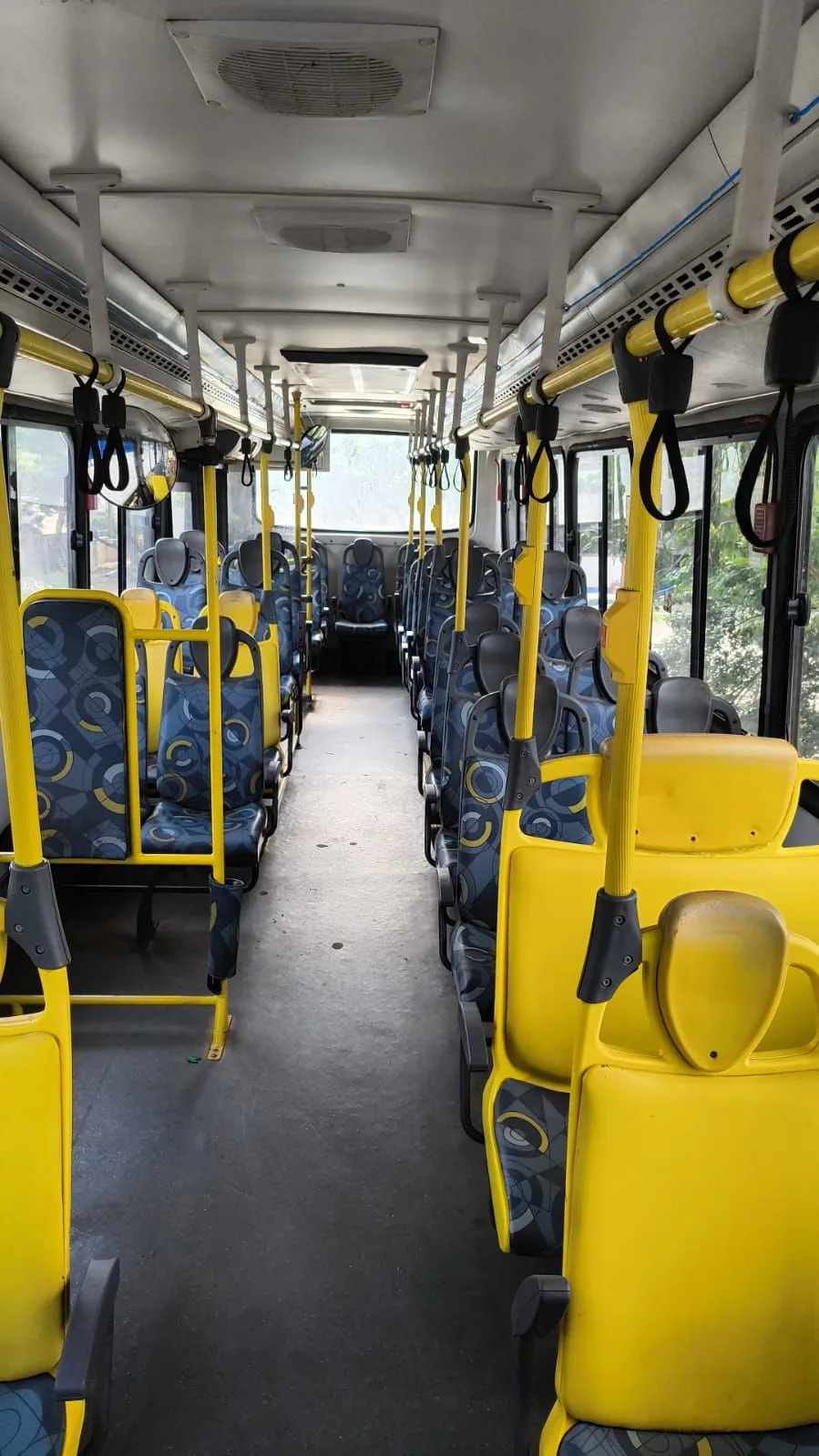 Ônibus CAIO APACHE VIP M.BENZ OF 1721 JM 2019 seminovo à venda, código 773 - foto 05