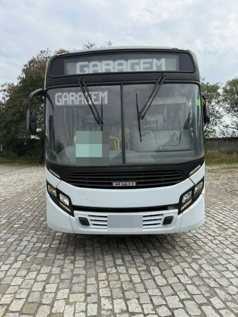 Ônibus CAIO APACHE VIP M.BENZ OF 1721 JM 2020 seminovo à venda, código 774 - foto 01