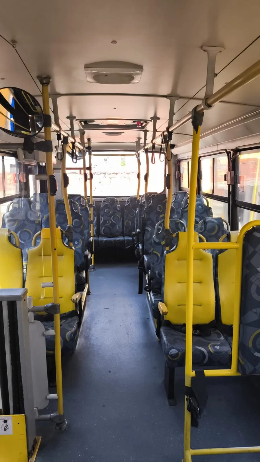 Ônibus CAIO APACHE VIP MICRAO VW 15.190 JM 2012 seminovo à venda, código 1615 - foto 05