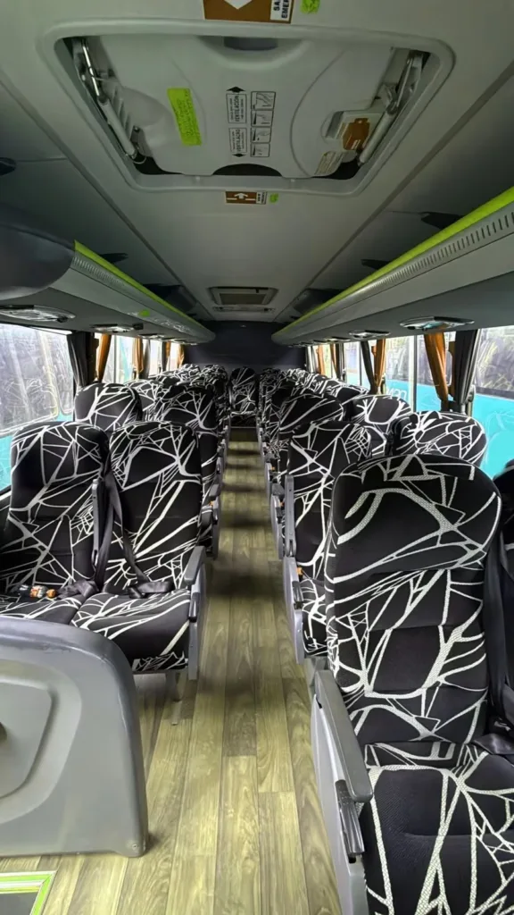 Ônibus CAIO FOZ F2-400 MB LO 916 JM 2025 seminovo à venda, código 1355 - foto 06