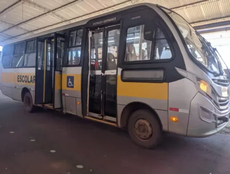 Ônibus CAIO FOZ MB LO 916 JM 2018 seminovo à venda, código 1326 - foto 01
