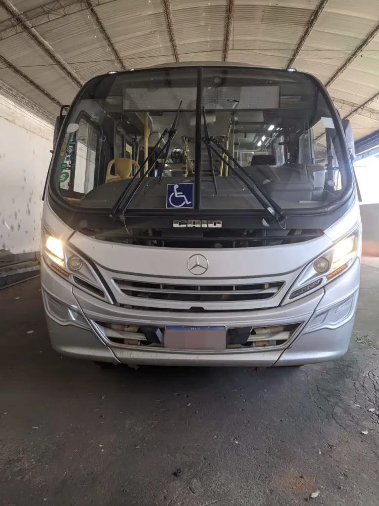 Ônibus CAIO FOZ MB LO 916 JM 2018 seminovo à venda, código 1326 - foto 02