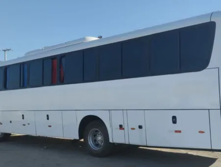 Ônibus COMIL CAMPIONE 3.25 VOLVO B270 F JM 2012 seminovo à venda, código 1367 - foto 04