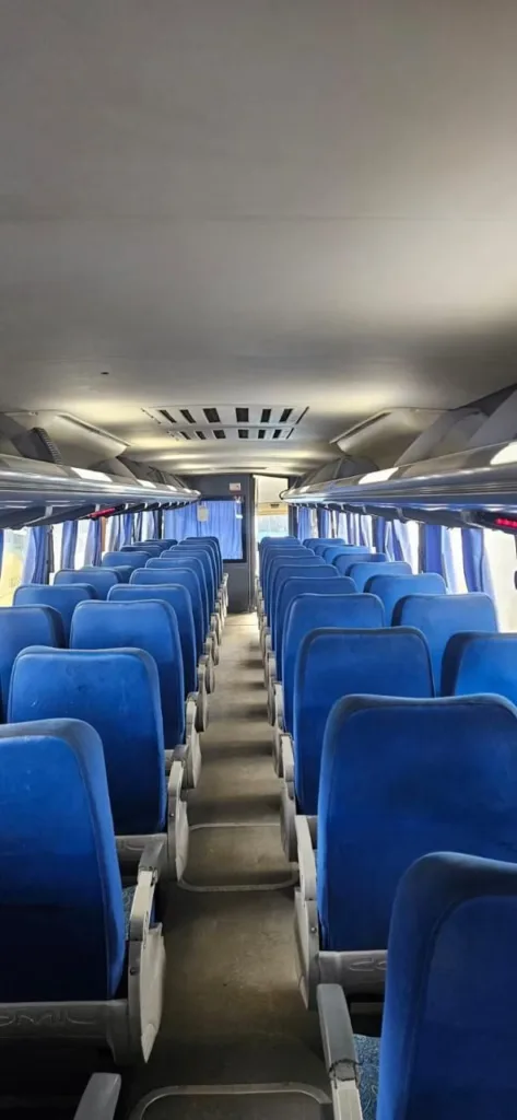 Ônibus COMIL CAMPIONE 3.25 VOLVO B270 F JM 2015 seminovo à venda, código 1330 - foto 05