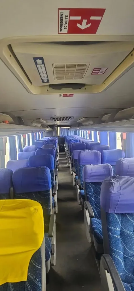 Ônibus COMIL CAMPIONE 3.25 VOLVO B270 F JM 2016 seminovo à venda, código 1381 - foto 06