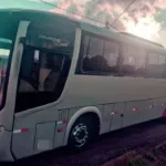 Ônibus COMIL CAMPIONE 3.25 VW 17.230 JM 2013 seminovo à venda, código 403 - foto 02