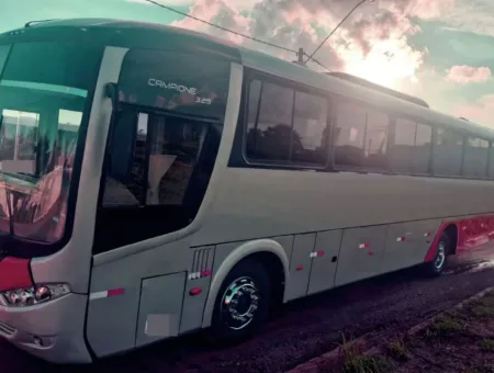 Ônibus COMIL CAMPIONE 3.25 VW 17.230 JM 2013 seminovo à venda, código 403 - foto 02