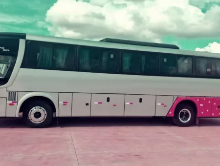 Ônibus COMIL CAMPIONE 3.25 VW 17.230 JM 2013 seminovo à venda, código 403 - foto 03