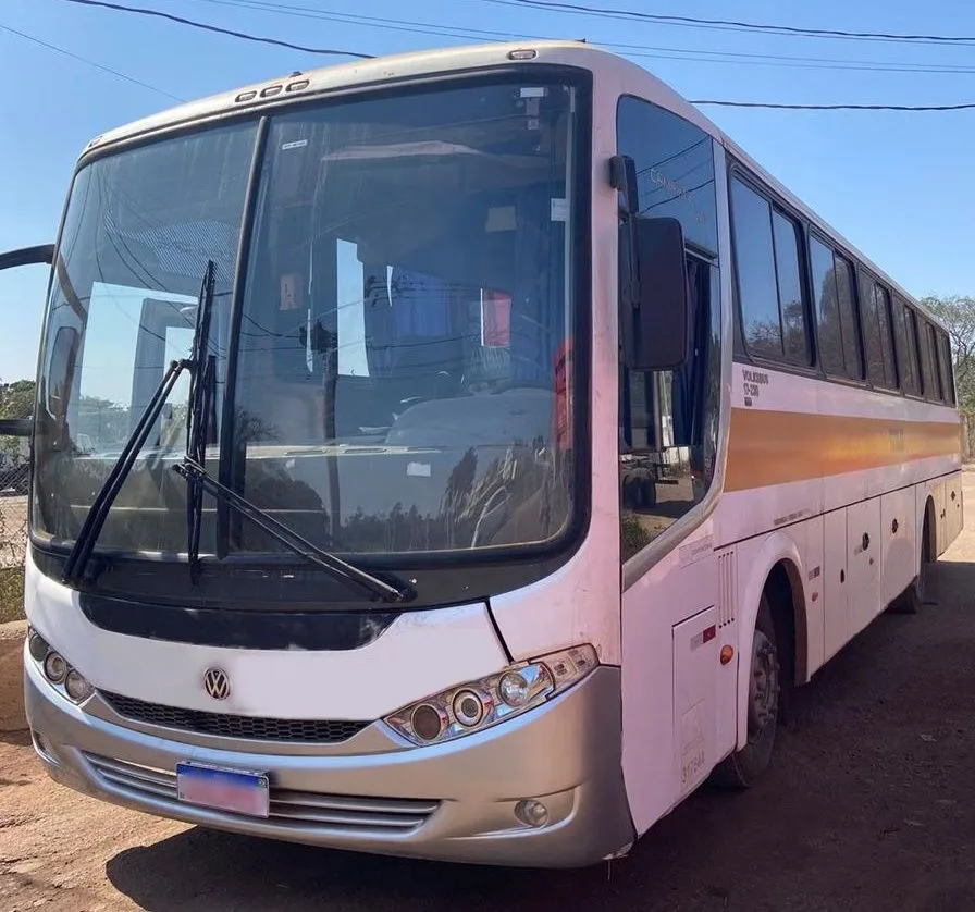 Ônibus COMIL CAMPIONE 3.25 VW 17.230 JM 2014 seminovo à venda, código 1411 - foto 01