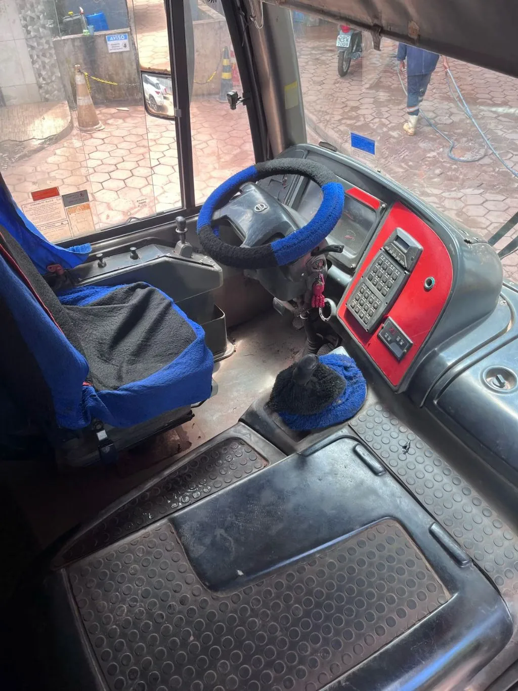 Ônibus COMIL CAMPIONE 3.45 VOLVO B270 F JM 2016 seminovo à venda, código 1360 - foto 05