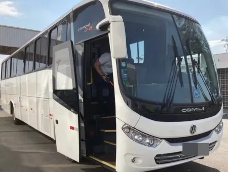 Ônibus COMIL CAMPIONE 3.45 VW 17.260 JM 2024 seminovo à venda, código 462 - foto 01
