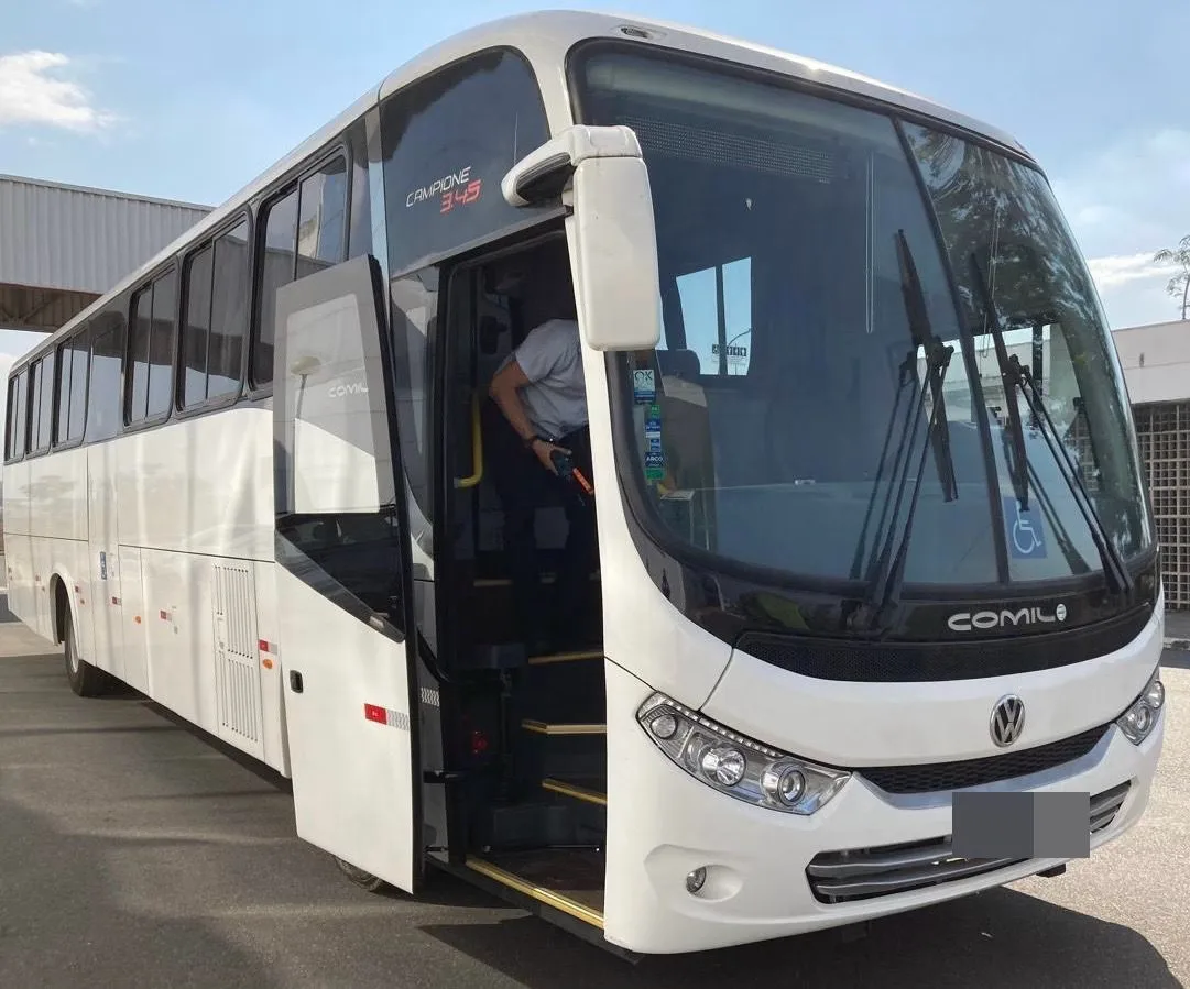 Ônibus COMIL CAMPIONE 3.45 VW 17.260 JM 2024 seminovo à venda, código 462 - foto 01