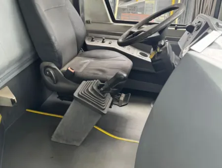Ônibus COMIL CAMPIONE 3.45 VW 18.320 JM 2015 seminovo à venda, código 1388 - foto 04