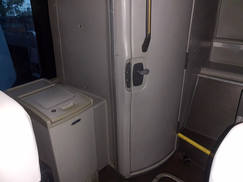 Ônibus COMIL CAMPIONE 3.65 SCANIA K360 JM seminovo à venda, código 1318 - foto 11