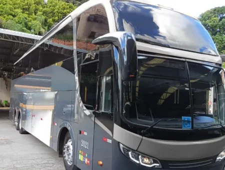 Ônibus COMIL CAMPIONE INVICTUS HD B420 R JM 2021 seminovo à venda, código 1618 - foto 01