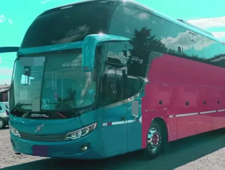 Ônibus COMIL CAMPIONE INVICTUS HD VOLVO B420R JM 2018 seminovo à venda, código 204 - foto 02