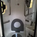 Ônibus COMIL CAMPIONE INVICTUS HD VOLVO B420R JM 2018 seminovo à venda, código 204 - foto 09