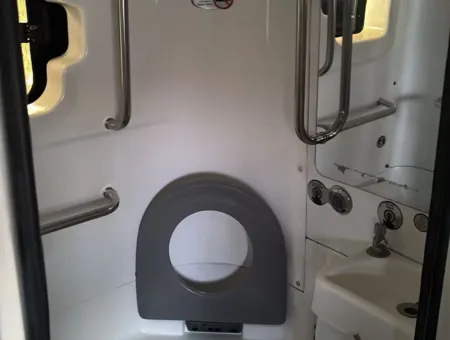 Ônibus COMIL CAMPIONE INVICTUS HD VOLVO B420R JM 2018 seminovo à venda, código 204 - foto 09