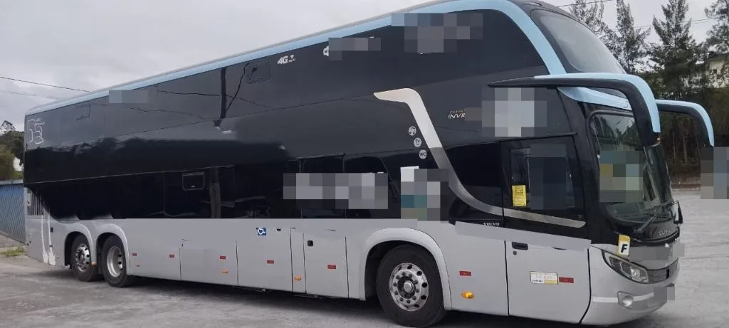 Ônibus COMIL INVICTUS DD HD VOLVO B420 JM 2021 seminovo à venda, código 746 - foto 01