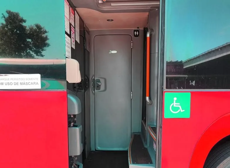 Ônibus COMIL INVICTUS DD MB O500 RSD JM 2017 seminovo à venda, código 1663 - foto 06