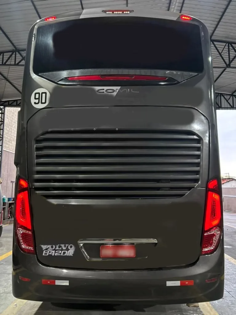 Ônibus COMIL INVICTUS DD VOLVO B 420R JM 2017 seminovo à venda, código 1312 - foto 04