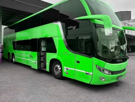 Ônibus COMIL INVICTUS DD VOLVO B420 R JM 2020 seminovo à venda, código 1545 - foto 01
