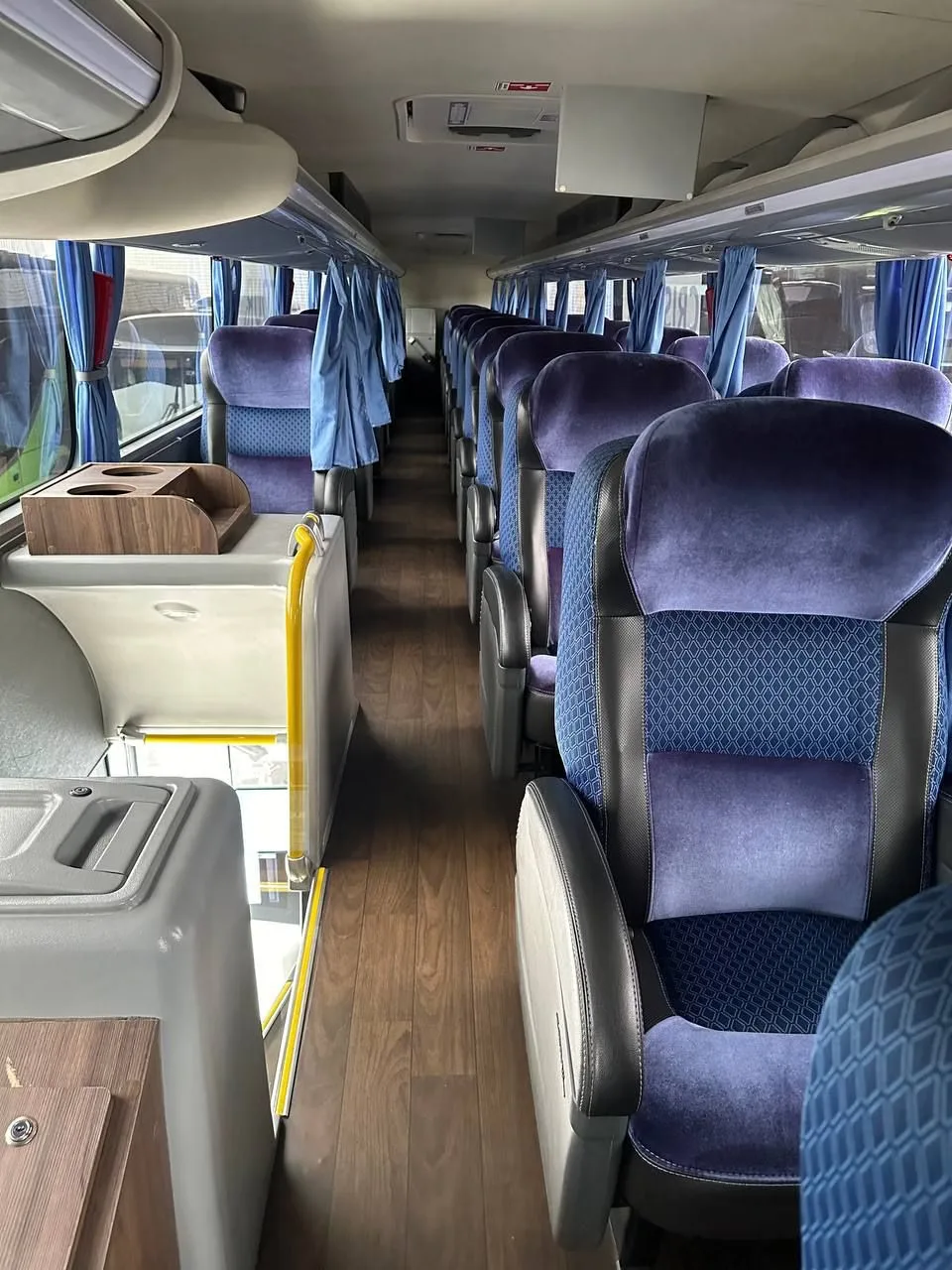 Ônibus COMIL INVICTUS DD VOLVO B420 R JM 2020 seminovo à venda, código 1545 - foto 07