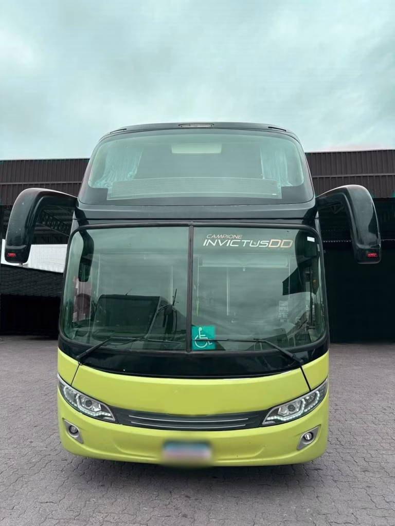 COMIL INVICTUS DD ANO 2021 VOLVO B420 R JM COD.1701