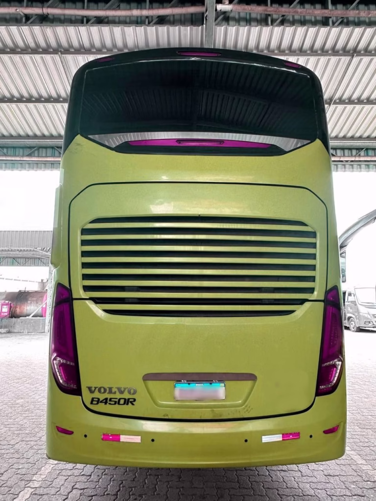 COMIL INVICTUS DD ANO 2021 VOLVO B420 R JM COD.1701