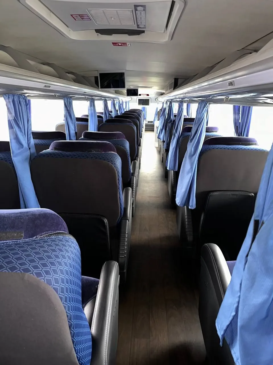 Ônibus COMIL INVICTUS DD VOLVO B420 R JM 2021 seminovo à venda, código 1701 - foto 08