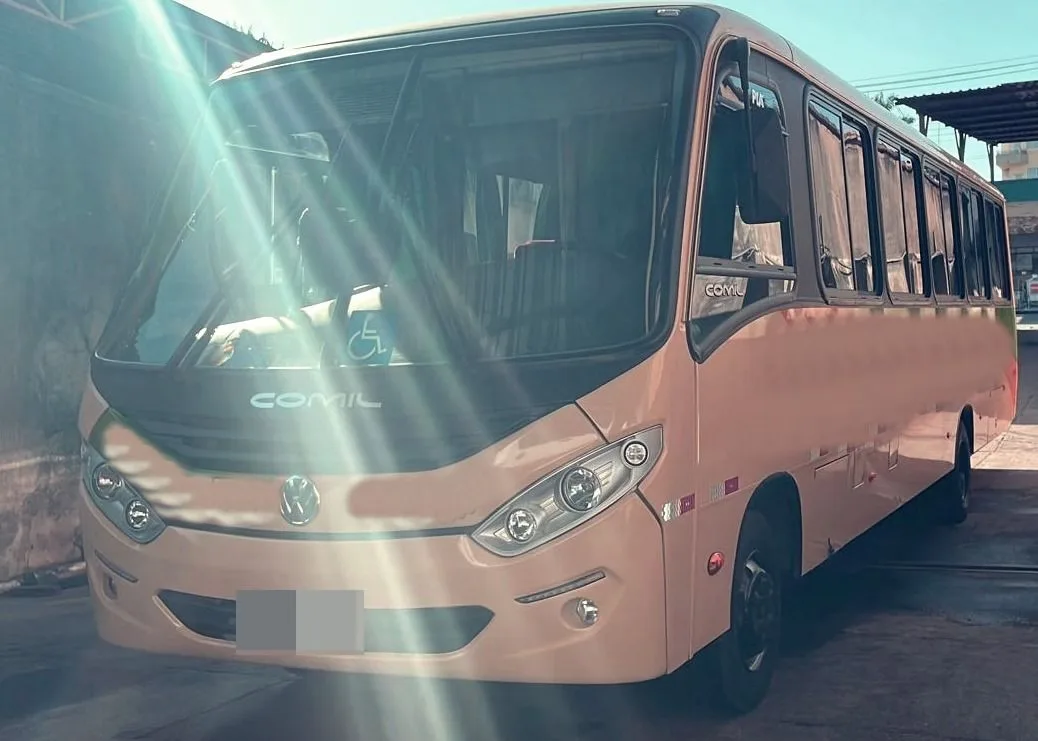 Ônibus COMIL PIA VW 9160 EXECUTIVO JM 2022 seminovo à venda, código 27 - foto 02