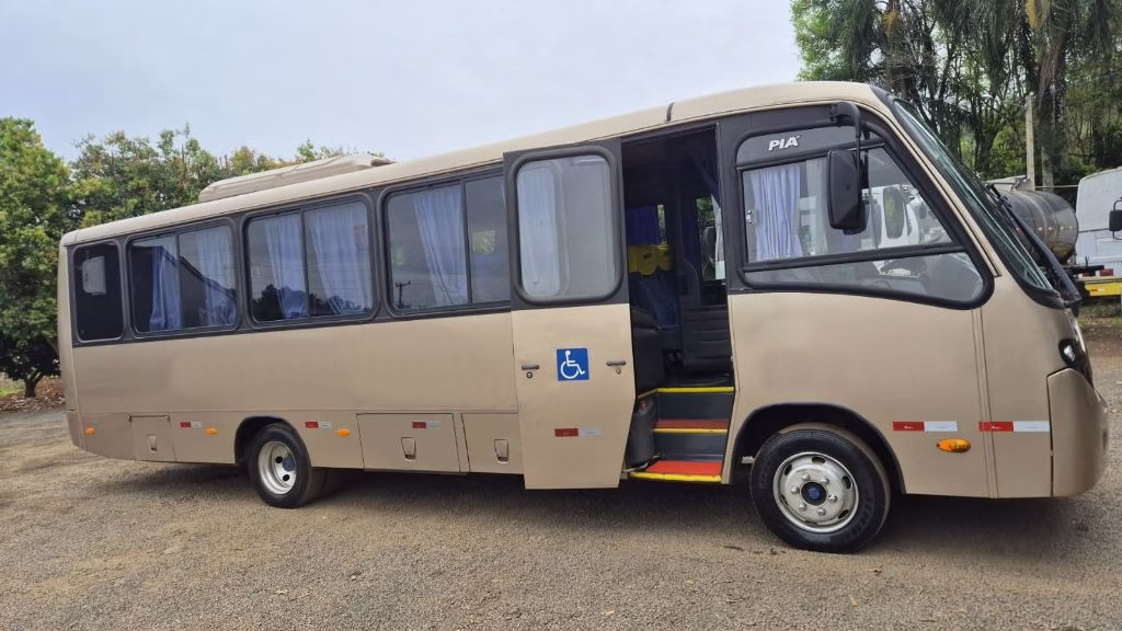 Ônibus COMIL PIA VW 9.160 JM 2014 seminovo à venda, código 1678 - foto 02