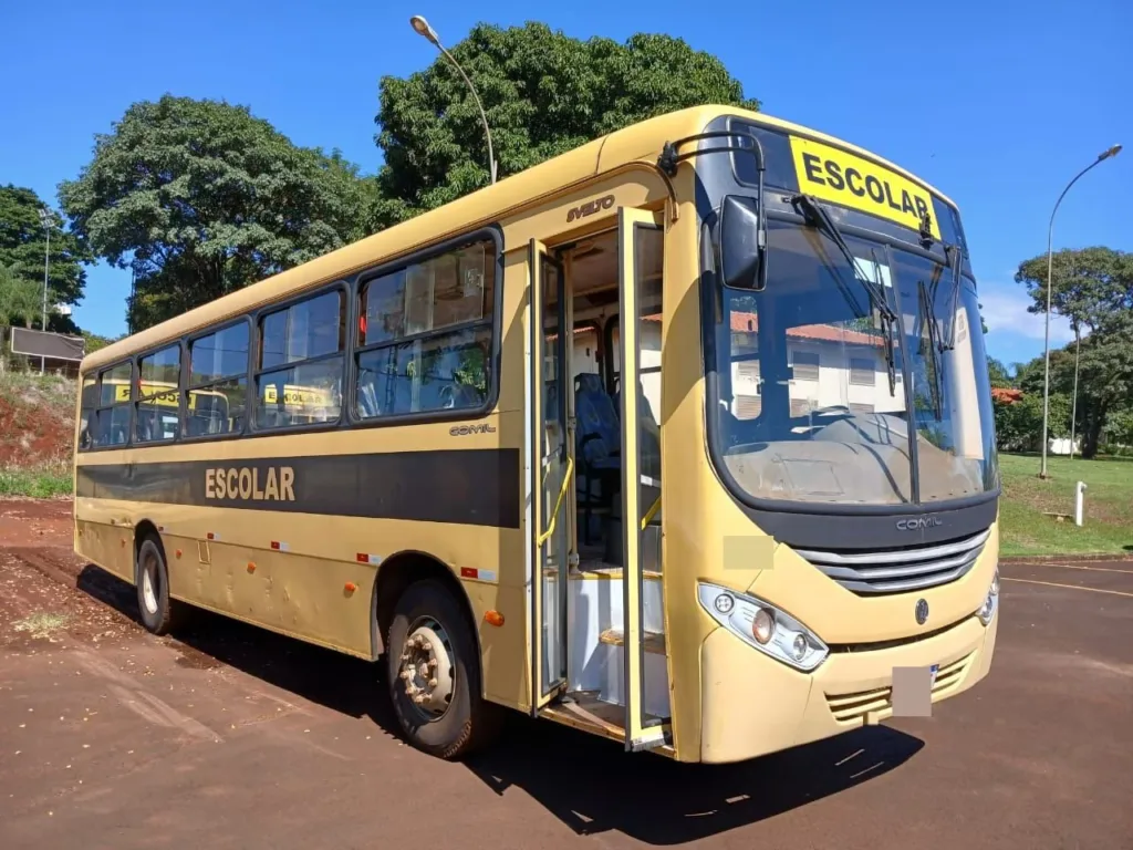 Ônibus COMIL SVELTO VW 15.190 JM 2013 seminovo à venda, código 421 - foto 01
