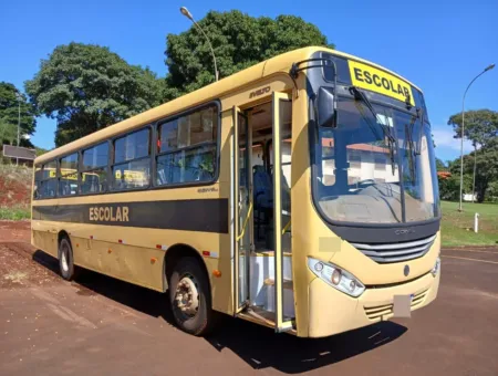 Ônibus COMIL SVELTO VW 15.190 JM 2013 seminovo à venda, código 421 - foto 01