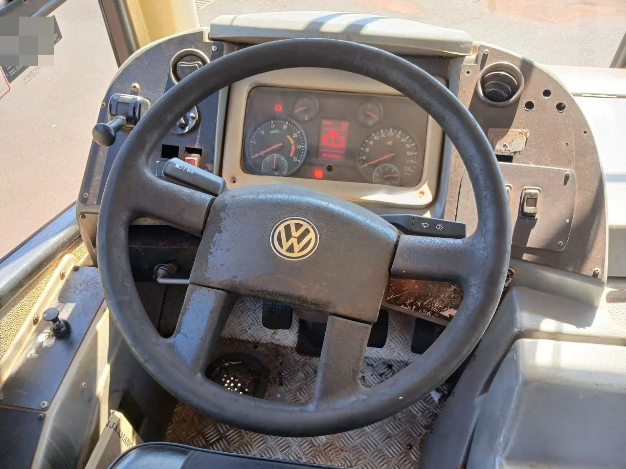 Ônibus COMIL SVELTO VW 15.190 JM 2013 seminovo à venda, código 421 - foto 14