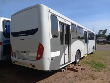Ônibus COMIL SVELTO VW 17.230 JM 2013 seminovo à venda, código 1583 - foto 05