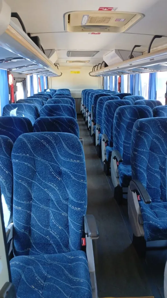 Ônibus COMIL VERSATILE GOLD VOLVO B270 F JM 2020 seminovo à venda, código 1505 - foto 08