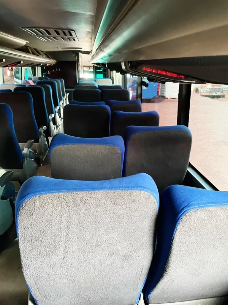 Ônibus COMIL VERSATILE VOLVO B270 F JM 2012 seminovo à venda, código 1329 - foto 06