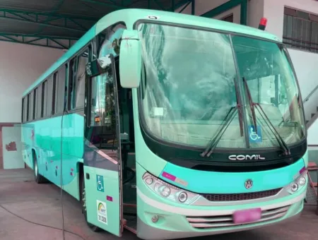 Ônibus COMIL VERSATILE VW 17.230 JM 2014 seminovo à venda, código 1619 - foto 01