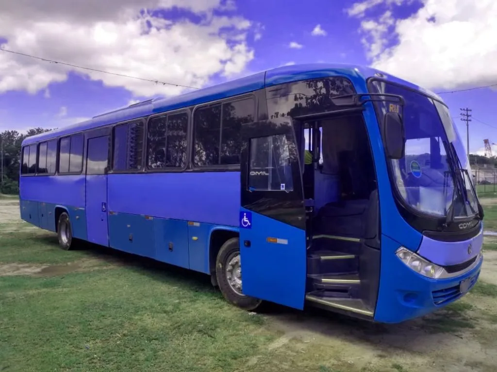 Ônibus COMIL VERSÁTILE VW 17.230 JM 2020 seminovo à venda, código 1690 - foto 01